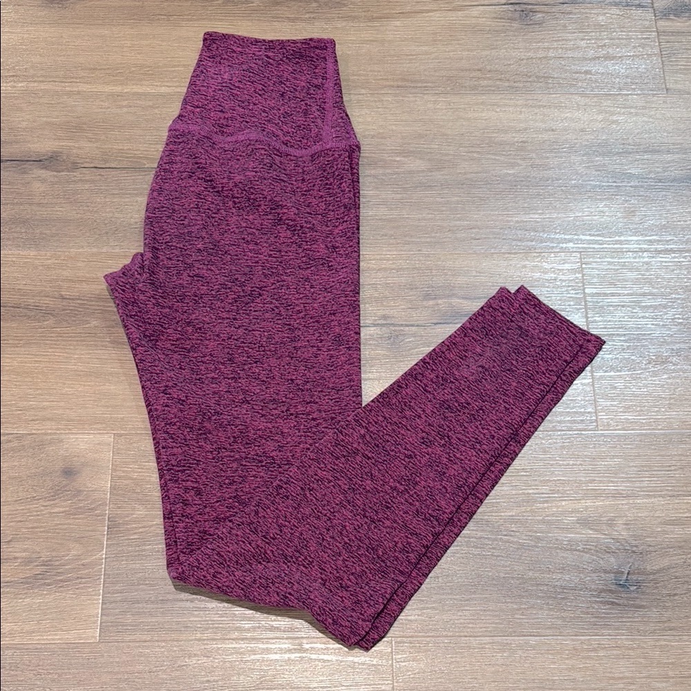 Beyond Yoga Spacedyed Heather Pink Leggings. Size M
